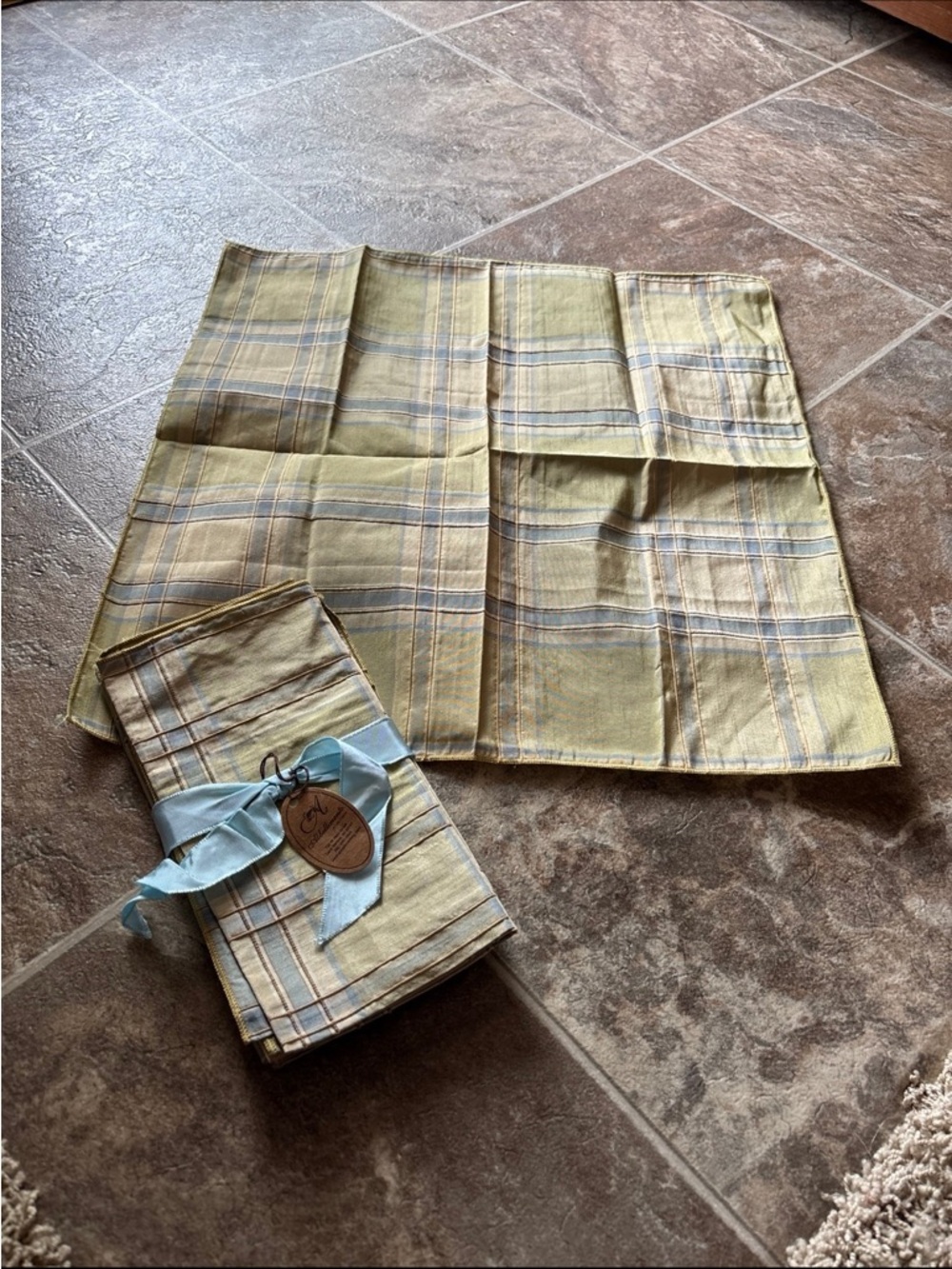 Set of 6 Vintage Plaid Napkins NEW